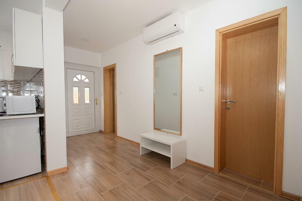 Apartment Josipa Seliste Dreznicko Exterior photo